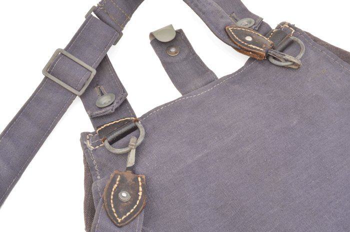 HJA6 Excellent Luftwaffe bread bag and carrying strap — image 6