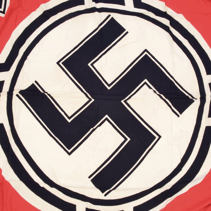 HGS110 Large Reichskriegsflagge in excellent condition — image 3