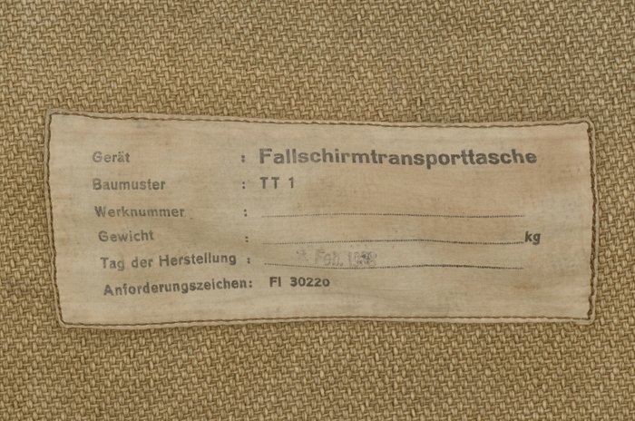 KOA2 Large carrying case for parachute — image 5