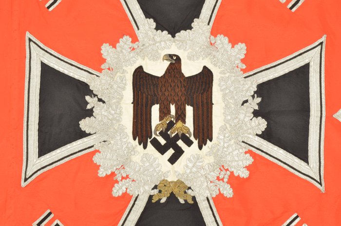 RHA3 Crisp Heer Artillerie standard with extras — image 4