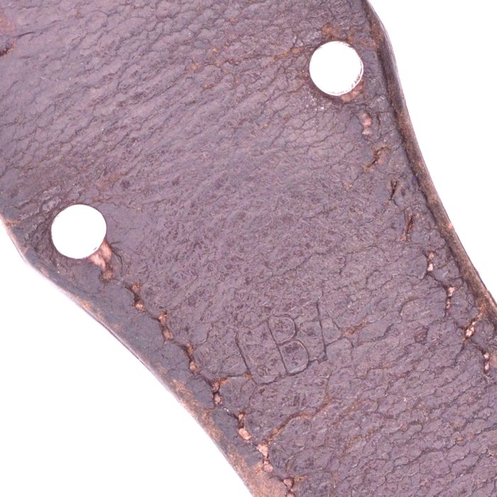 Brown leather Luftwaffe K98 bayonet frog — image 5