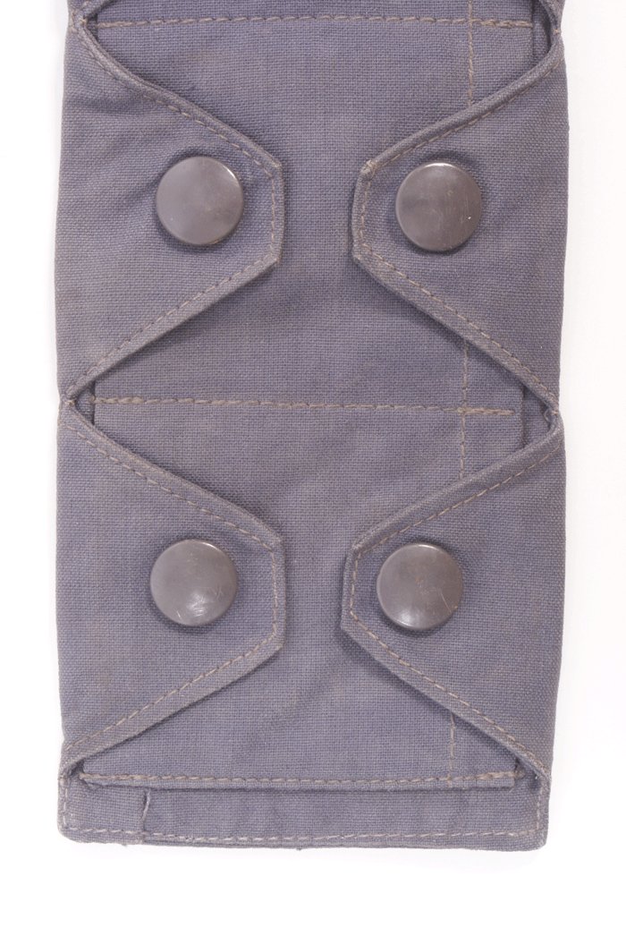 Early blue Luftwaffe Fallschirmjäger K98 bandolier — image 3
