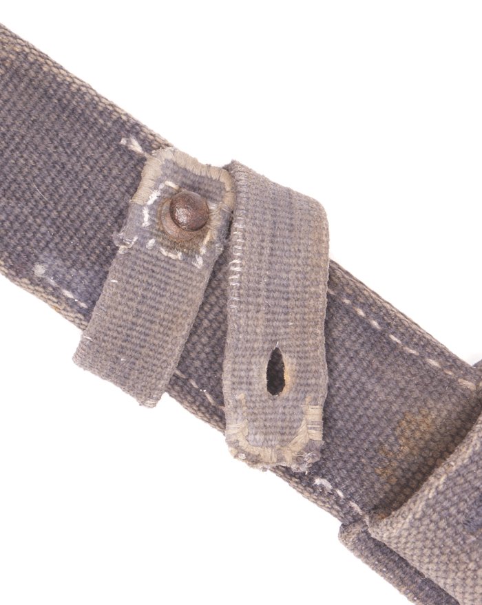 Blue Luftwaffe canvas 98k bayonet frog — image 4