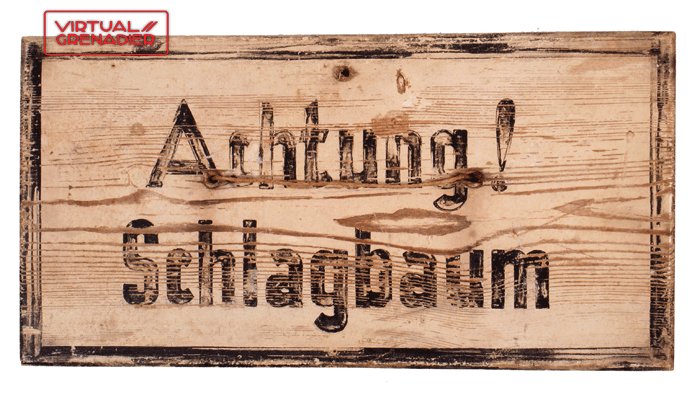 AR023 Wooden road barrier marking — image 2