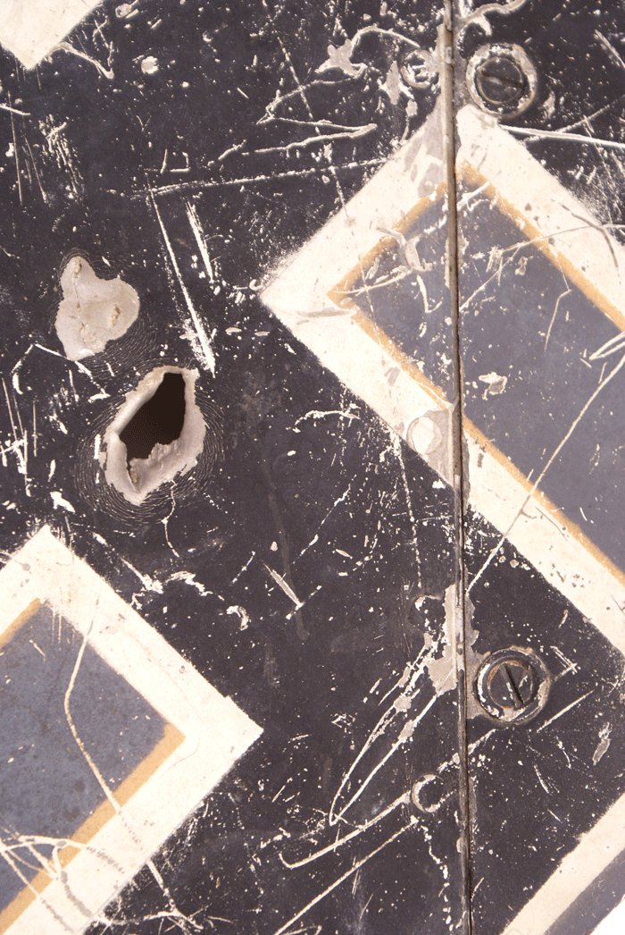 Swastika cut from Bf109 — image 4