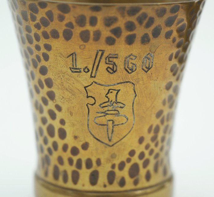 Set of hammered brass tray with four cups made for Komp. Chef 1. schw. Pz. Jg. Abt. 560 on the occasion of his 30th birthday — image 5