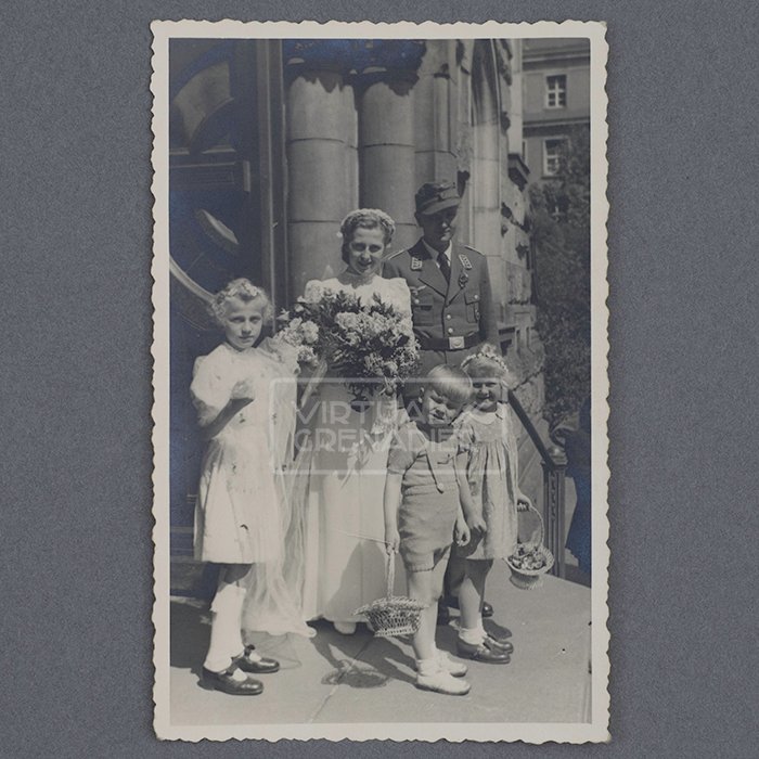 OTK17 Set of four postcards depicting wedding of Luftwaffe Felddivision Obergefreiter — image 5