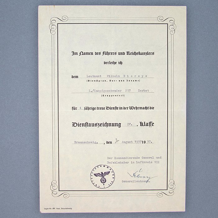 PSR2 Document grouping to include German Cross in Gold and photo album for a Luftwaffe bomber pilot — image 6