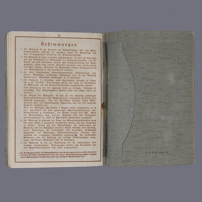 SH43 Set of Wehrpass and documents pertaining to an Unteroffizier of Heer 3./Panzer-Regiment 8 who was killed at Fuka during the El Alamein battle — image 20