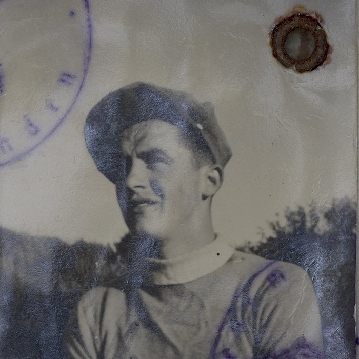 SH43 Set of Wehrpass and documents pertaining to an Unteroffizier of Heer 3./Panzer-Regiment 8 who was killed at Fuka during the El Alamein battle — image 6