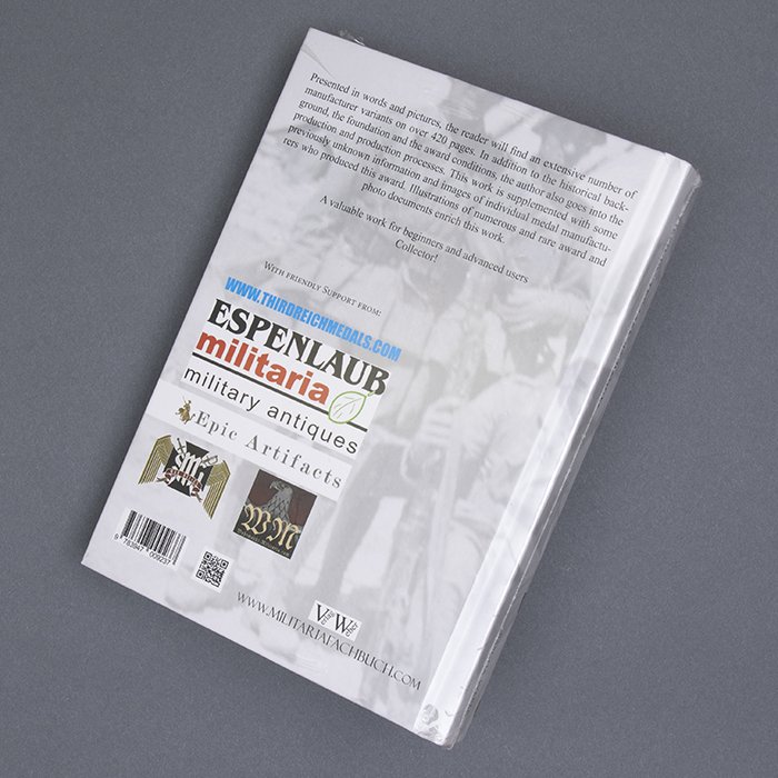 DMI48 Unused copy of The Infantry Assault Badges By Sascha Weber — image 4