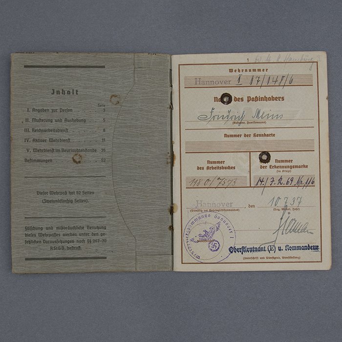 SH37 Set of Soldbuch and Wehrpass for a Heer Obergefreiter that saw action in France and Russia, surrendering with the 10. Panzer-Division in Afrika — image 17