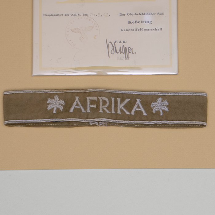 TDA6 Framed formal award document for Afrika campaign sleeve band to a Luftwaffe Fallschirmjäger Oberjäger with original Afrika band — image 4