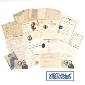 AGH2 Set of awards and documents pertaining to a Kriegsmarine …