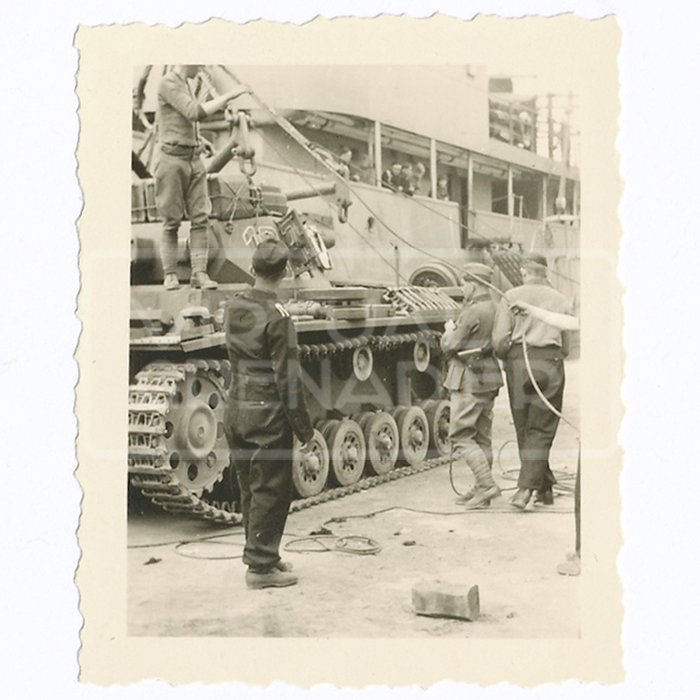 GAR20 Marvelous large set of original photos of the Heer 5. Leichte-Division/21. Panzer-Division in North Africa — image 5