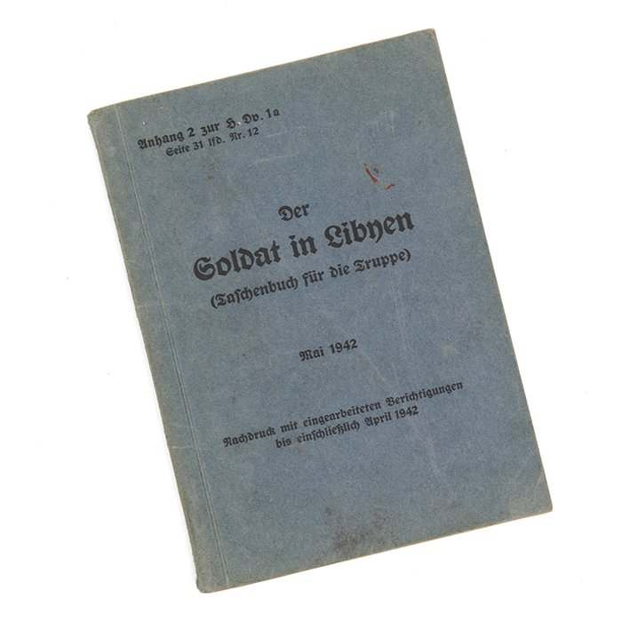 BSA51 1942 dated handbook Der Soldat in Libnen — image 2