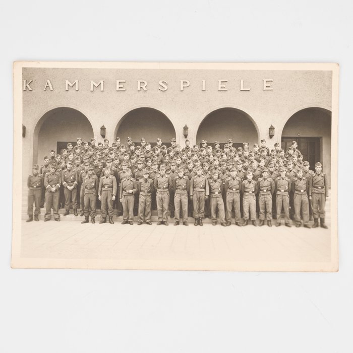 SPA11 large group photo of men wearing Heer Sturmgeschütz wraps — image 2