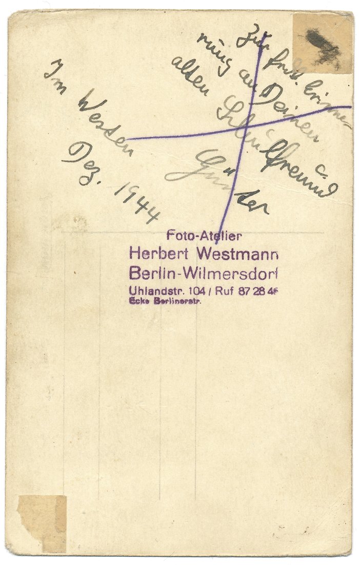 PPS014 Group of photos depicting Heer assault gun wraps in wear — image 4