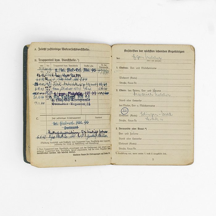 DMA17 Luftwaffe Soldbuch and associated papers for a Kanonier — image 5