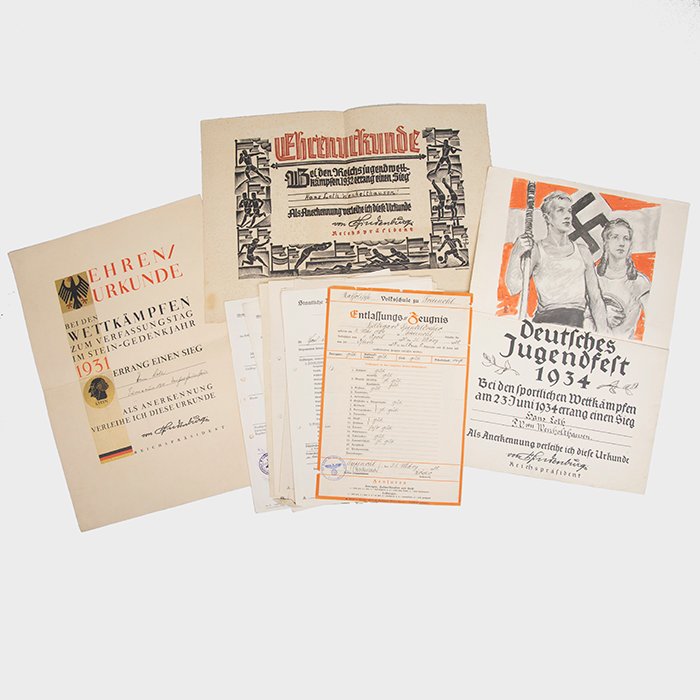 PTA14 Incredible grouping pertaining to Heer Ritterkreuzträger Hauptmann Hans Loth, captured at Stalingrad, to include formal Hitler signed Knights Cross document — image 19