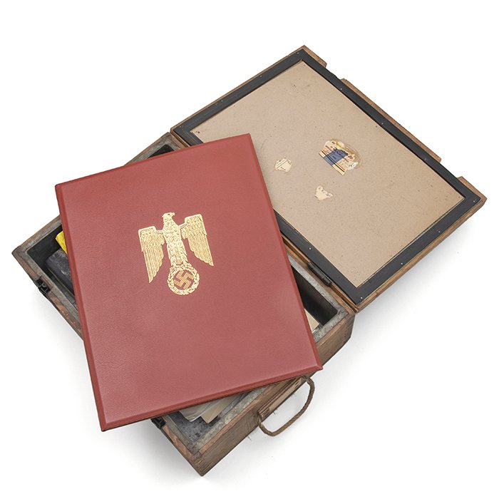 PTA14 Incredible grouping pertaining to Heer Ritterkreuzträger Hauptmann Hans Loth, captured at Stalingrad, to include formal Hitler signed Knights Cross document — image 4