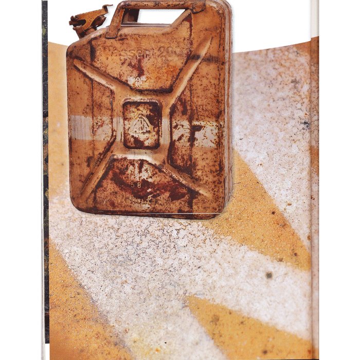 REG2 Fantastic book, Tarnfarben, Volume 1 - about camouflage painted relics of the German military forces in WWII by Oliver Lock — image 9