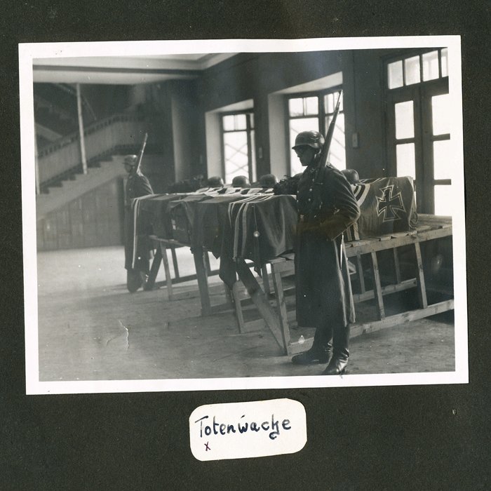 CHA6 Sensational photo album from a member of Fallschirmjäger Regiment 1 — image 14