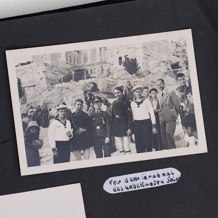 CHA6 Sensational photo album from a member of Fallschirmjäger Regiment 1 — image 22