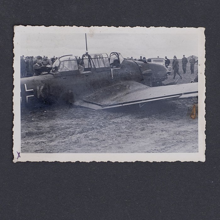 CHA6 Sensational photo album from a member of Fallschirmjäger Regiment 1 — image 27