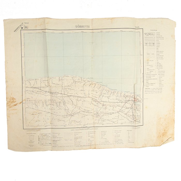 JDC5 Set of theatre made finger ring, photo album and maps pertaining to a Heer member of the DAK — image 17