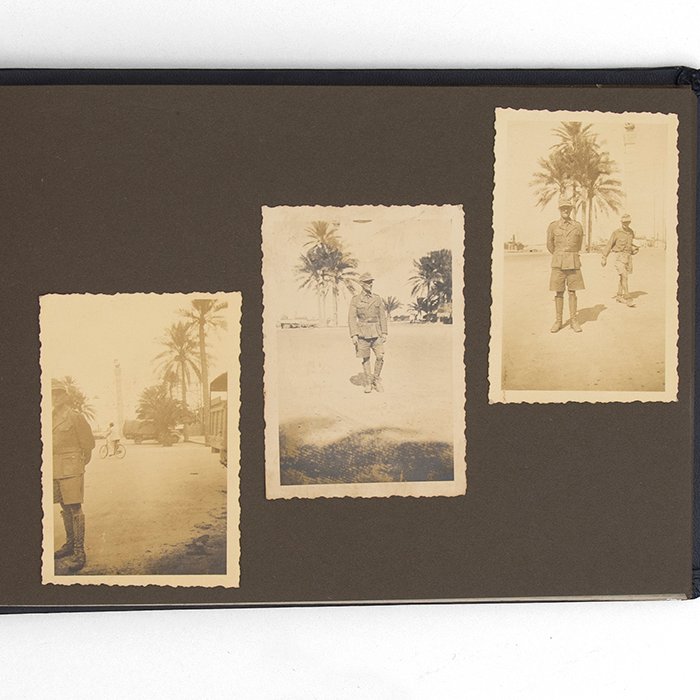 JDC5 Set of theatre made finger ring, photo album and maps pertaining to a Heer member of the DAK — image 19