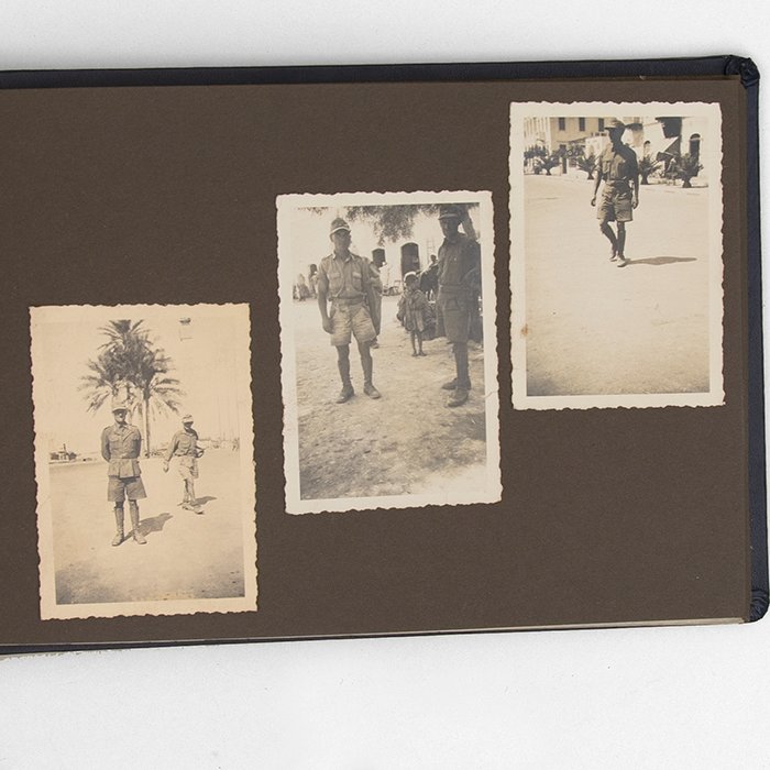 JDC5 Set of theatre made finger ring, photo album and maps pertaining to a Heer member of the DAK — image 21