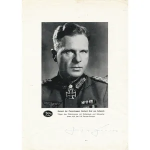 SAF25 Autographed photo of Heer Schwerterträger Generalleutnant Graf von Schwerin