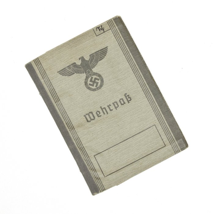 CHA2 Wehrpass for a Luftwaffe Fallschirmjäger Feldwebel that fought in North Africa — image 2