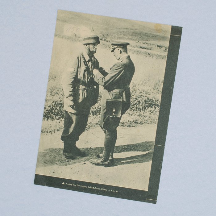 DAM6 Fallschirmjäger recruiting pamphlet — image 6