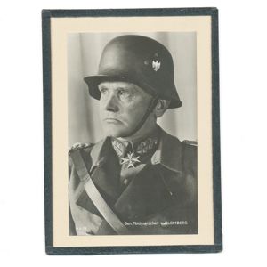 WAC25 Small framed photo portrait of GFM Blomberg