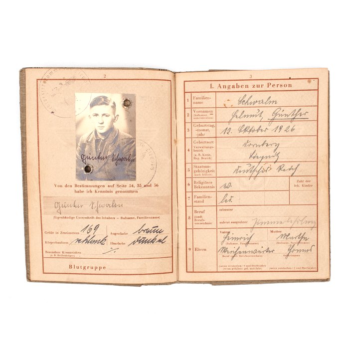 SJA58 Wehrpass with cover for a youthful member of Waffen-SS Pionier Btl. and then Das Reich Pz.Rgt. Stabskp. — image 5