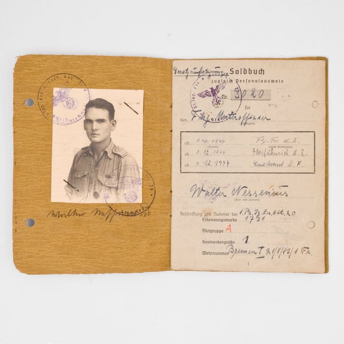 SPA21 Set of Soldbuch and driver's permit for Heer Leutnant in 1./Pz.Jäg.Abt.654 — image 5