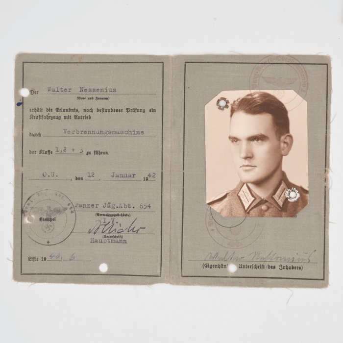 SPA21 Set of Soldbuch and driver's permit for Heer Leutnant in 1./Pz.Jäg.Abt.654 — image 6