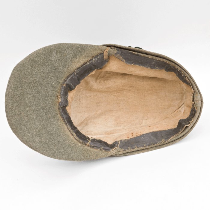 TPH10 Grouping pertaining to a Heer Obergefreiter in Gebirgsjäger Nachrichten Abteilung 54 — image 11