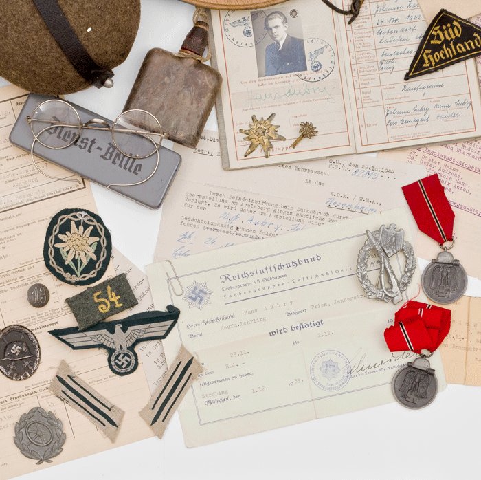 TPH10 Grouping pertaining to a Heer Obergefreiter in Gebirgsjäger Nachrichten Abteilung 54 — image 3