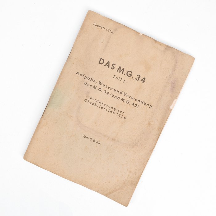 BAA7 June 1943 dated instruction manual for operation of the MG34 — image 2