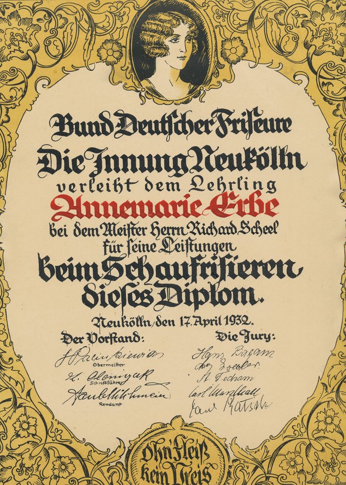 PPS01 Large portrait photo of member of Heer Großdeutschland armored Infanterie unit — image 3