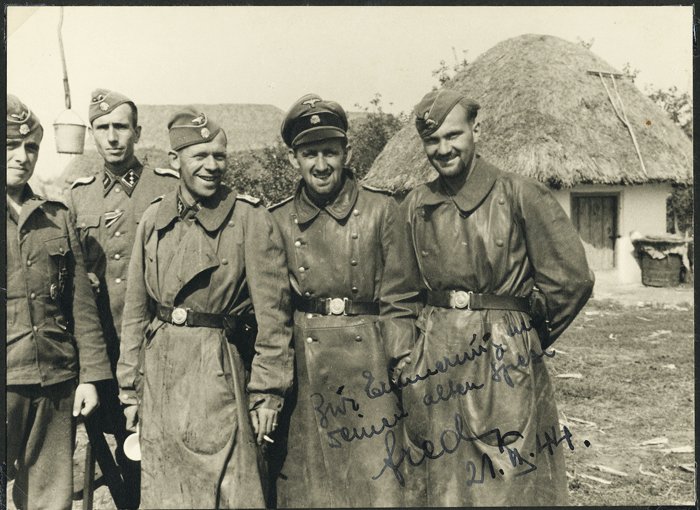 RKA1 Marvelous set of documents relating to Waffen SS Ritterkreuzträger Erhard Mösslacher — image 3