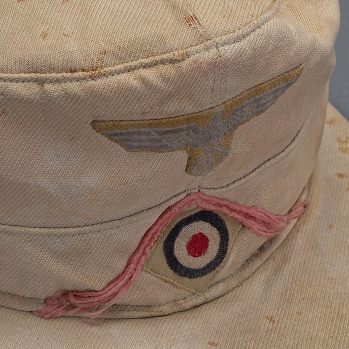 JKT1 Fantastic service worn Heer DAK Panzer EM M40 cap — image 16