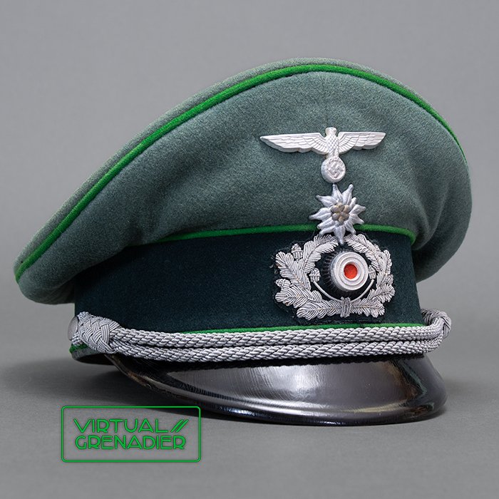 JDE135 Fine quality Heer Gebirgsjäger Infanterie officer visored cap manufactured by the Clemens Wagner firm — image 2