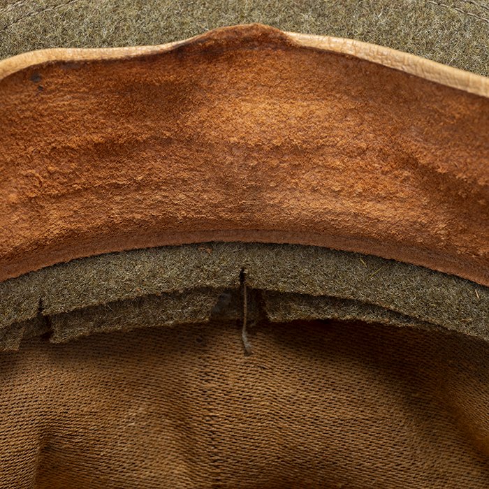 NSE2 Splendid NSKK officer's service kepi produced by Erel — image 23