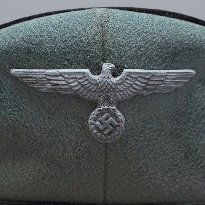 KBY62 Plush Paul Kaps made visored cap for a Heer Pionier officer — image 6