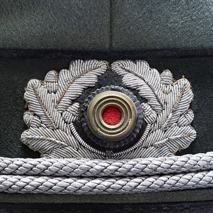 KBY62 Plush Paul Kaps made visored cap for a Heer Pionier officer — image 7