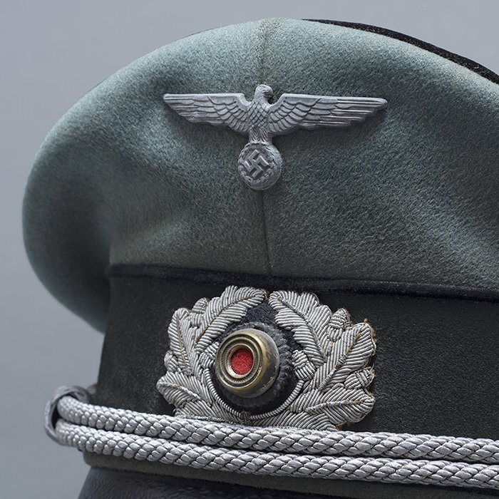 KBY62 Plush Paul Kaps made visored cap for a Heer Pionier officer — image 9